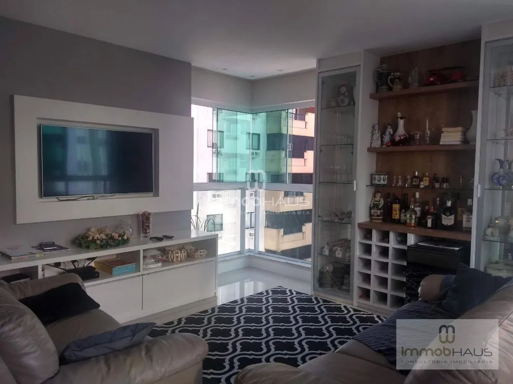 Apartamento, 3 quartos, 113 m² - Foto 2