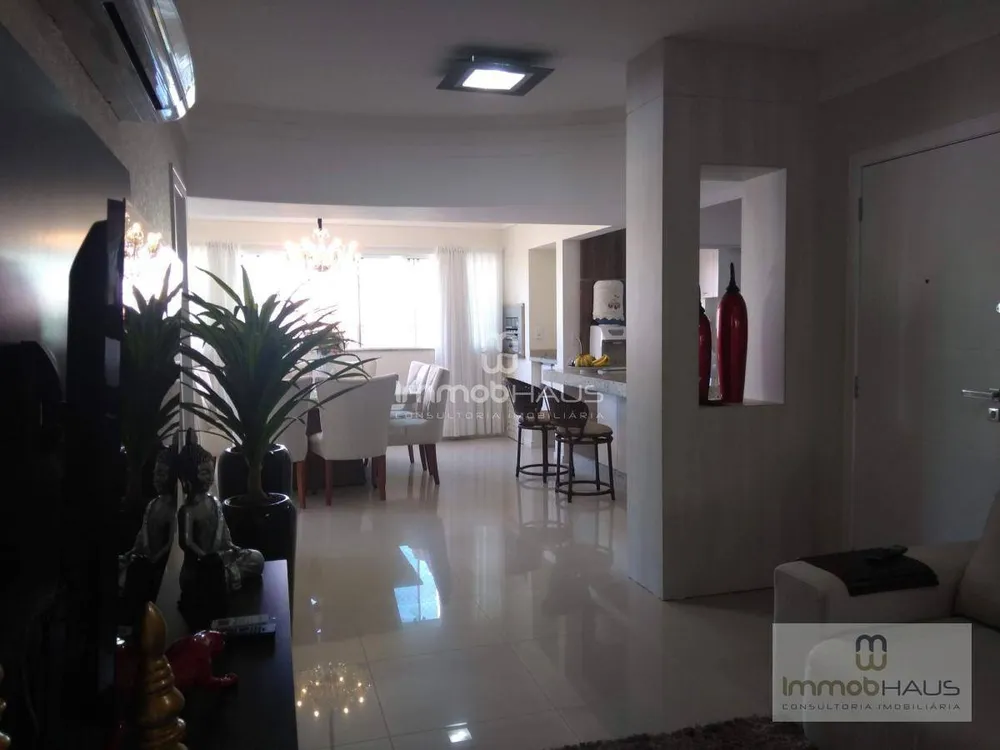 Apartamento, 3 quartos, 120 m² - Foto 1
