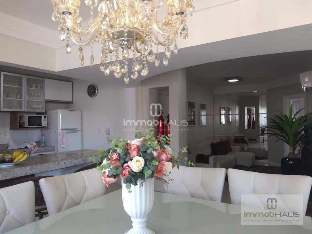 Apartamento, 3 quartos, 120 m² - Foto 2