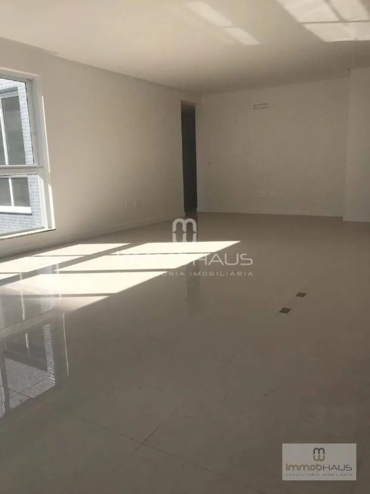 Apartamento, 3 quartos, 134 m² - Foto 4