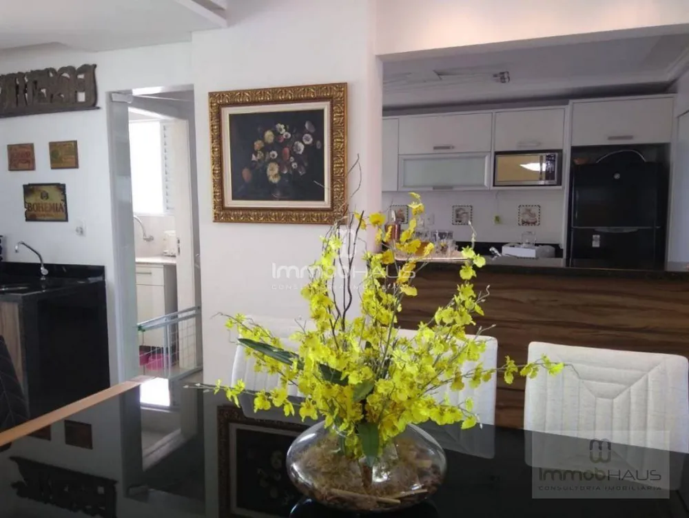 Apartamento, 3 quartos, 130 m² - Foto 2