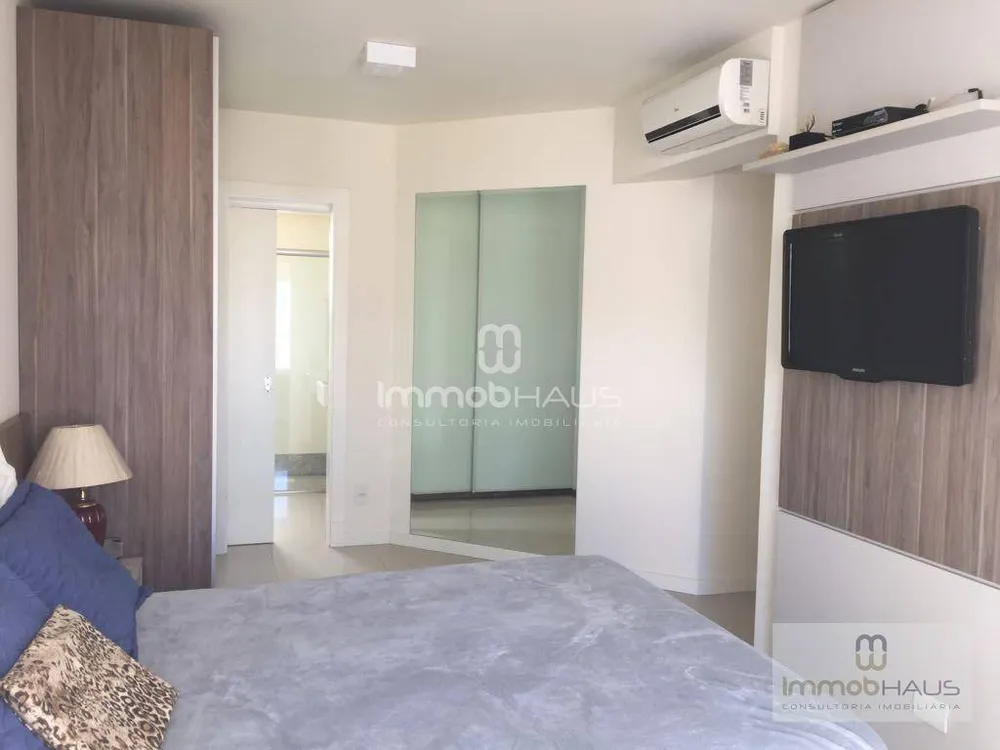 Apartamento, 3 quartos, 130 m² - Foto 1