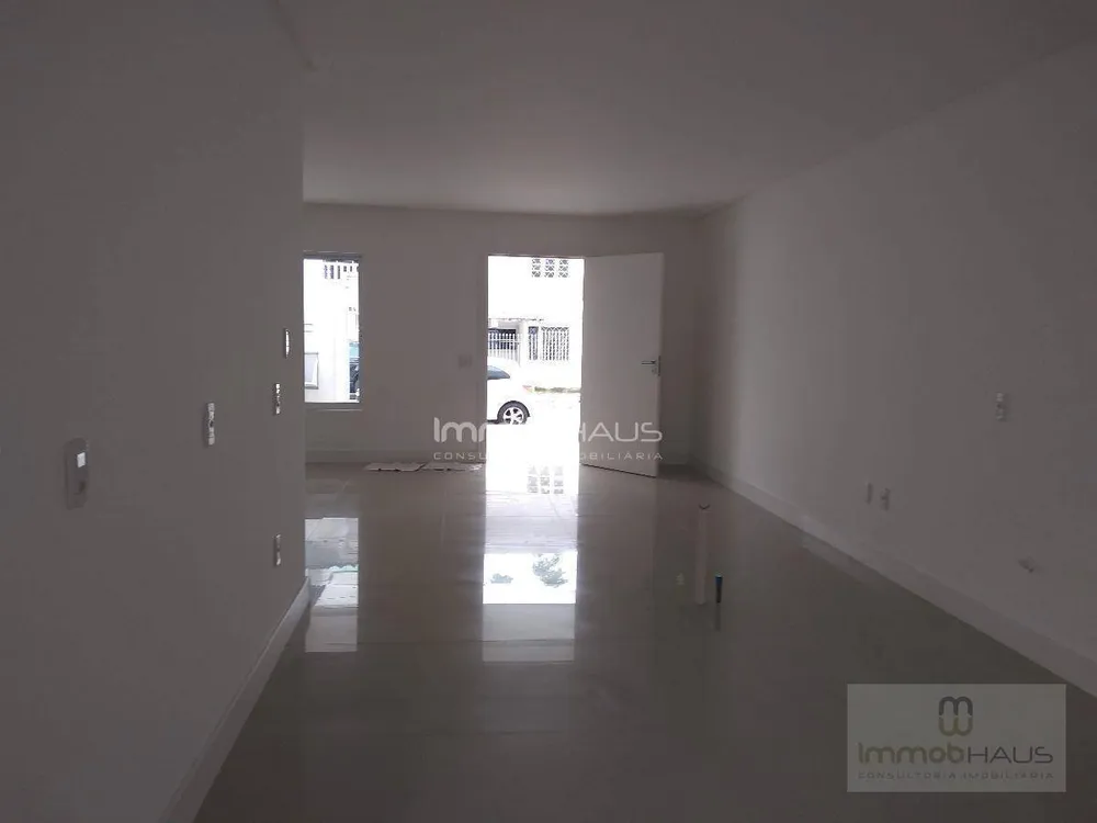 Sobrado, 3 quartos, 182 m² - Foto 3