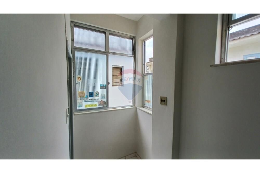 Apartamento à venda com 3 quartos, 78m² - Foto 3