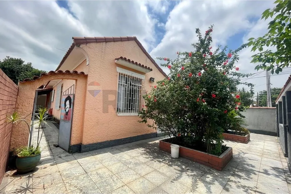 Casa, 5 quartos, 131 m² - Foto 3