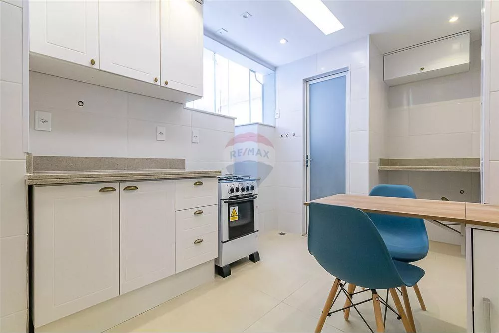 Apartamento à venda com 2 quartos, 80m² - Foto 1