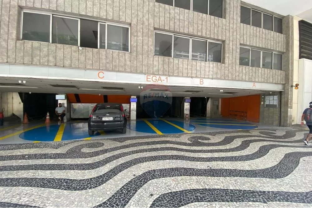 Box-Garagem, 392 m² - Foto 2