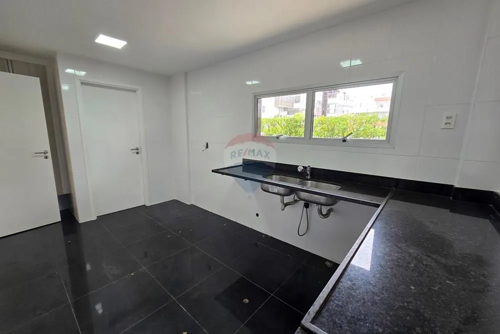 Casa, 5 quartos, 306 m² - Foto 7