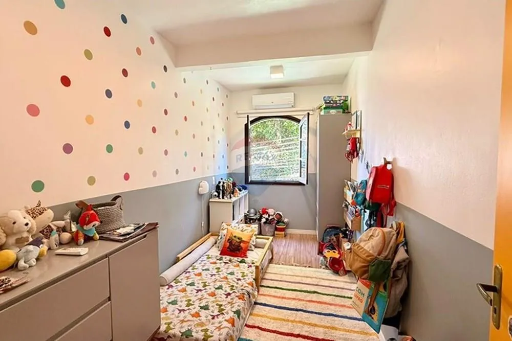 Casa, 3 quartos, 252 m² - Foto 35