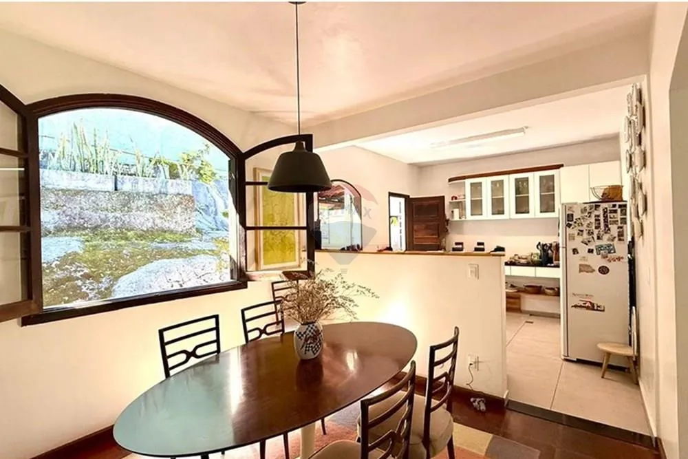 Casa, 3 quartos, 252 m² - Foto 11
