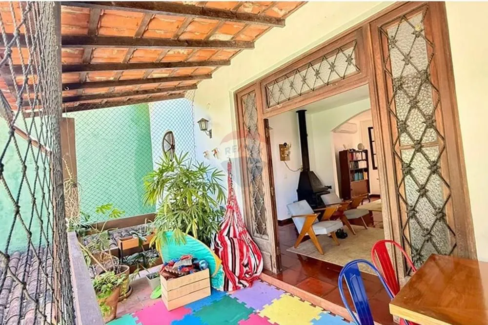 Casa, 3 quartos, 252 m² - Foto 15