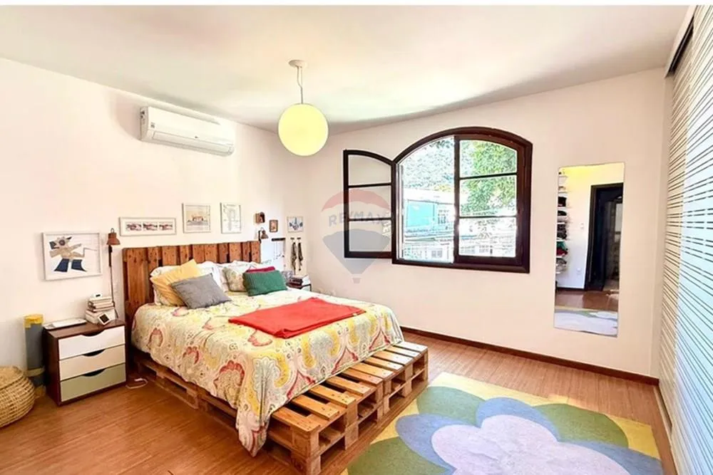 Casa, 3 quartos, 252 m² - Foto 30