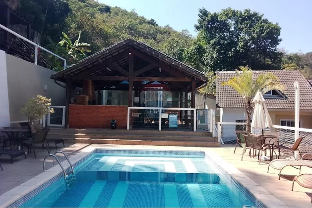 Casa de Condomínio, 4 quartos - Foto 1