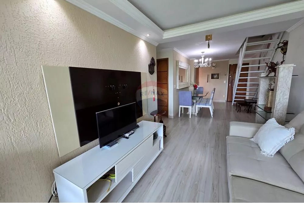 Cobertura, 3 quartos, 178 m² - Foto 2