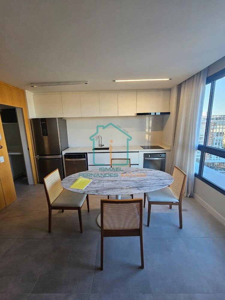 Apartamento à venda com 3 quartos, 102m² - Foto 1