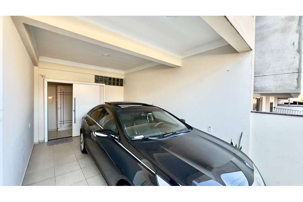 Apartamento à venda com 3 quartos, 225m² - Foto 18