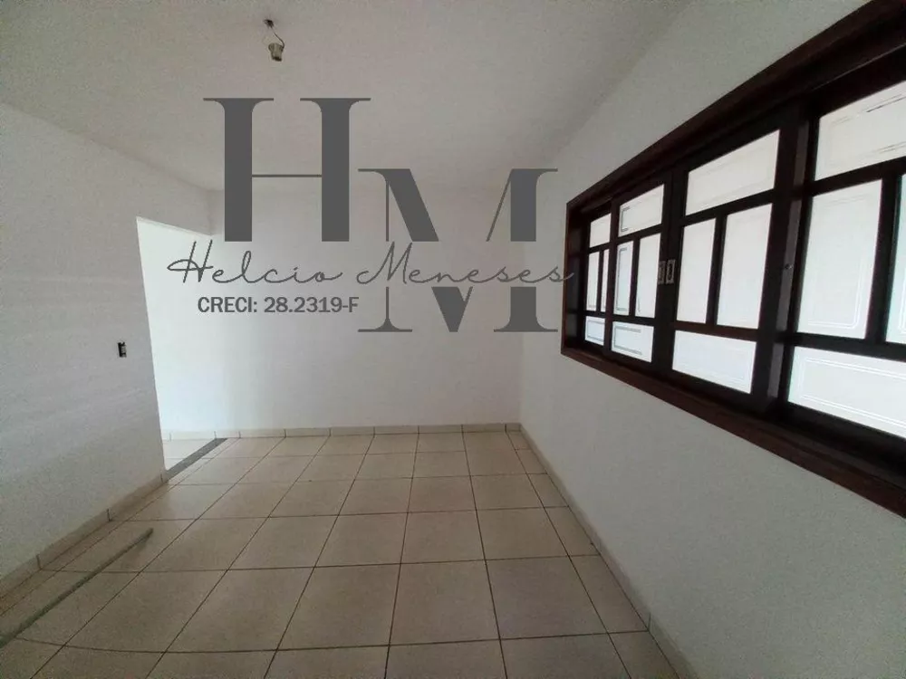 Casa à venda com 3 quartos, 180m² - Foto 4