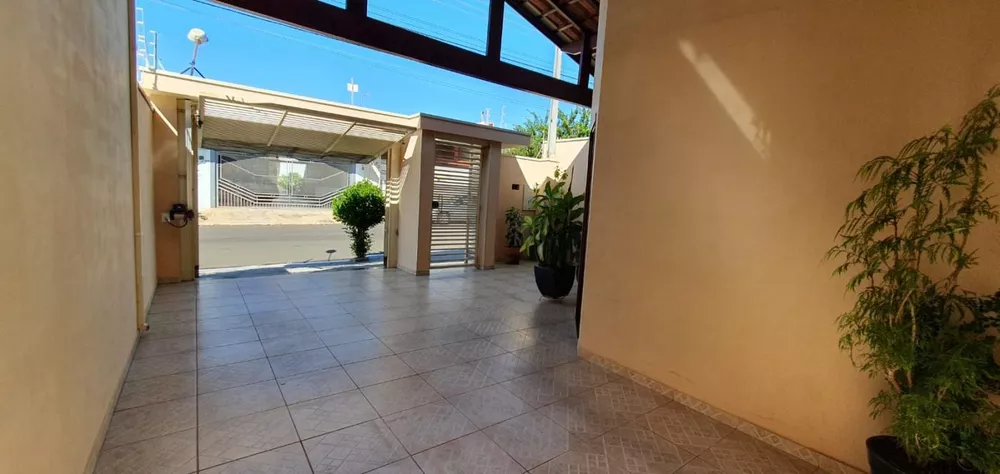 Casa à venda com 2 quartos, 154m² - Foto 4