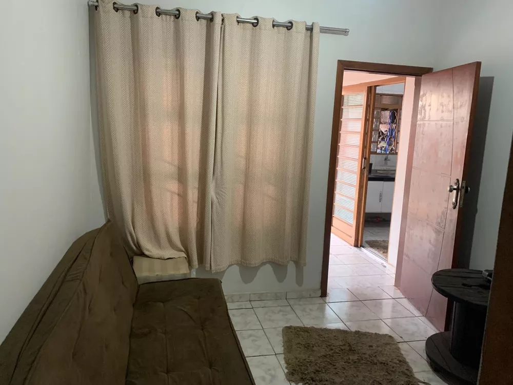 Casa à venda com 1 quarto, 250m² - Foto 3