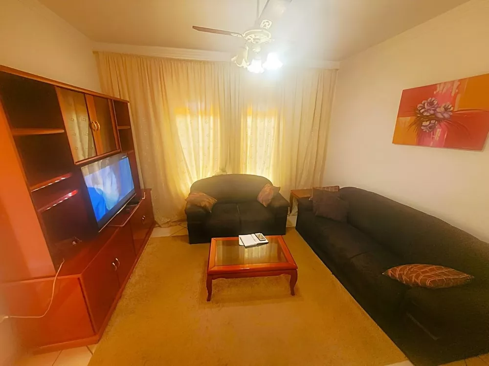 Casa à venda com 3 quartos, 300m² - Foto 4