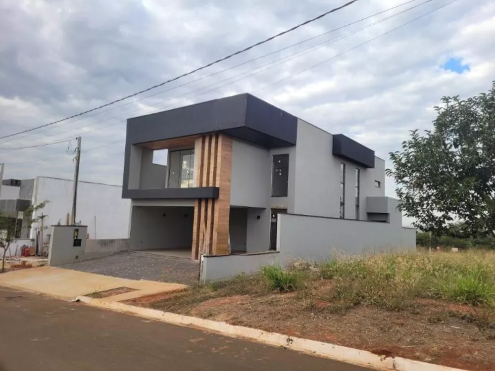 Casa de Condomínio à venda com 3 quartos, 250m² - Foto 2