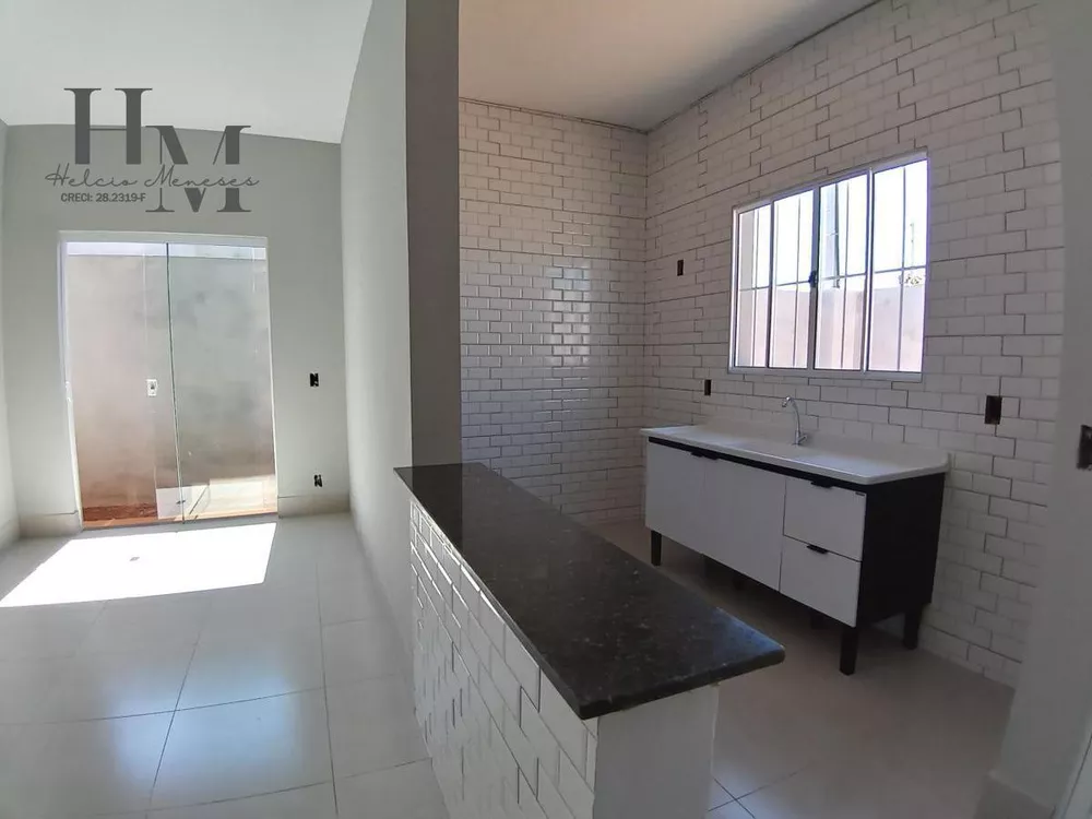 Casa à venda com 2 quartos, 154m² - Foto 1