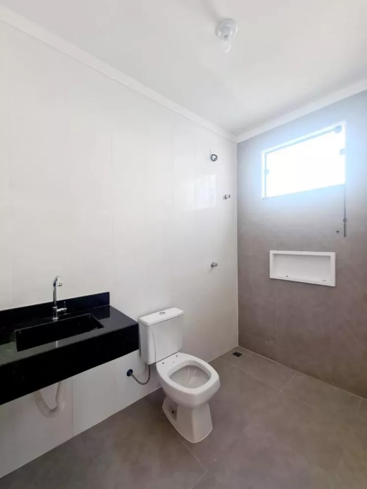 Casa à venda com 2 quartos, 150m² - Foto 5