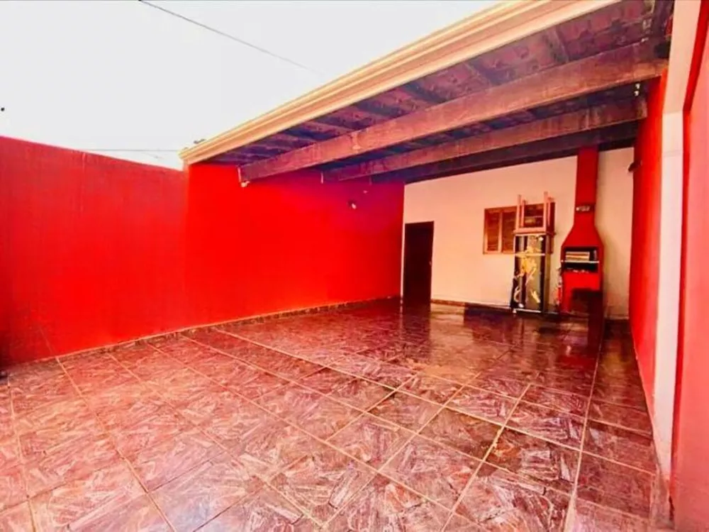 Casa à venda com 2 quartos, 150m² - Foto 2