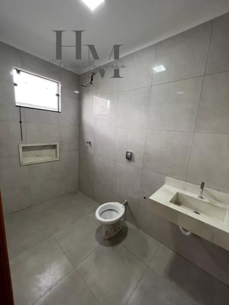 Casa à venda com 2 quartos, 155m² - Foto 4