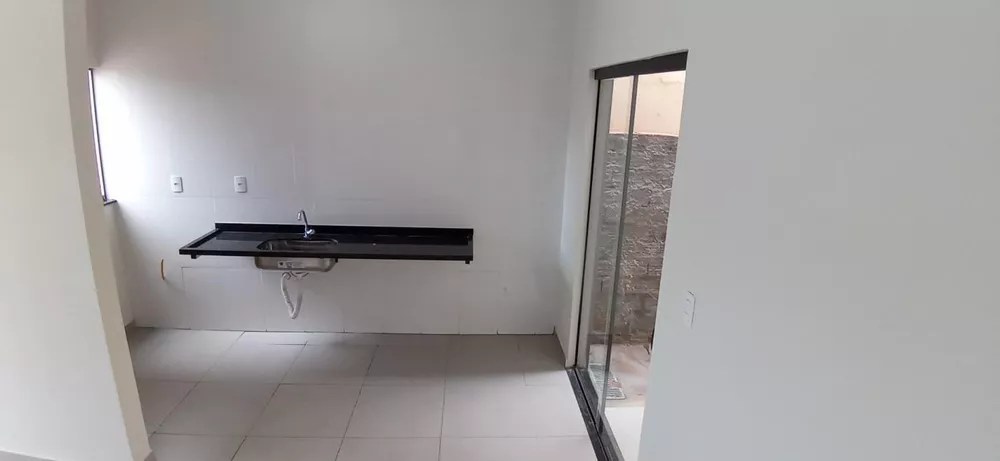 Casa à venda com 2 quartos, 125m² - Foto 5