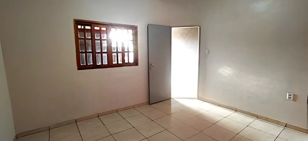 Casa à venda com 2 quartos, 126m² - Foto 4