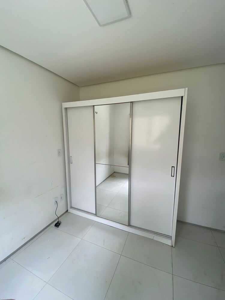 Apartamento à venda com 3 quartos, 60m² - Foto 2