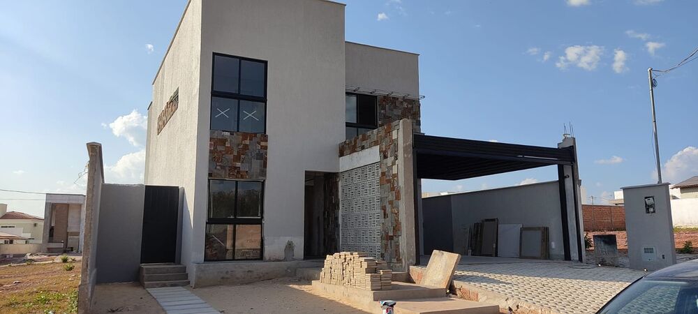 Sobrado à venda com 3 quartos, 183m² - Foto 2