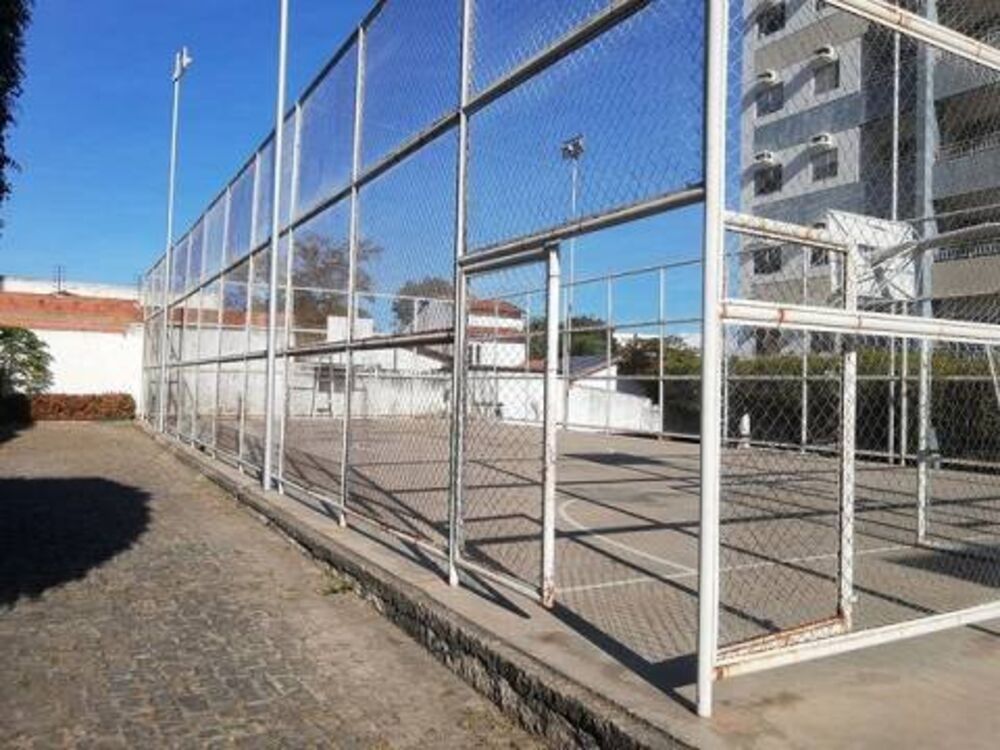 Apartamento à venda com 3 quartos, 67m² - Foto 2