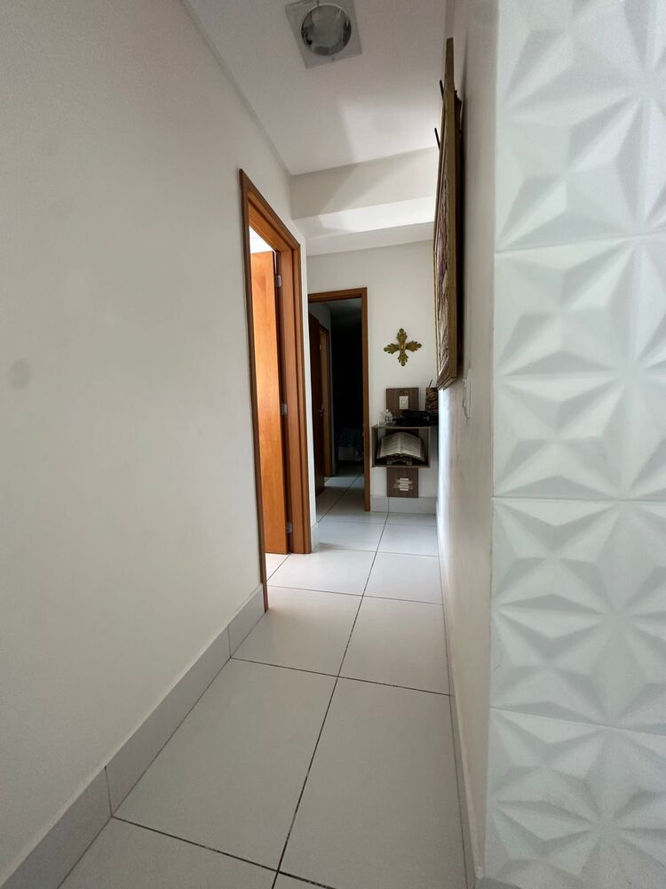 Apartamento à venda com 2 quartos, 67m² - Foto 1