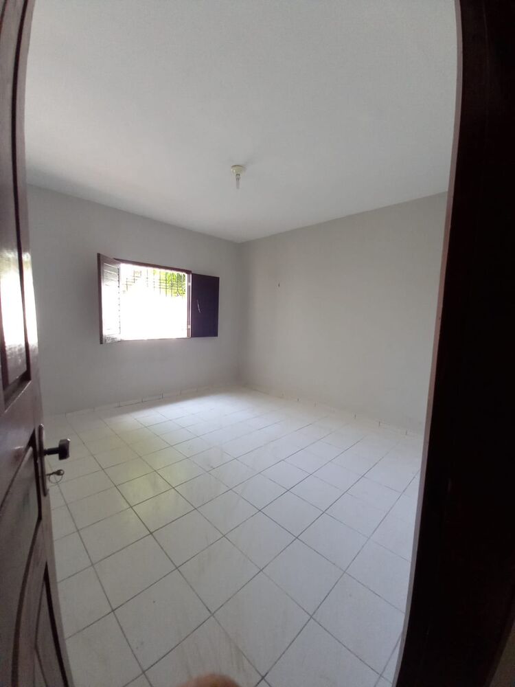 Casa à venda com 3 quartos, 200m² - Foto 4