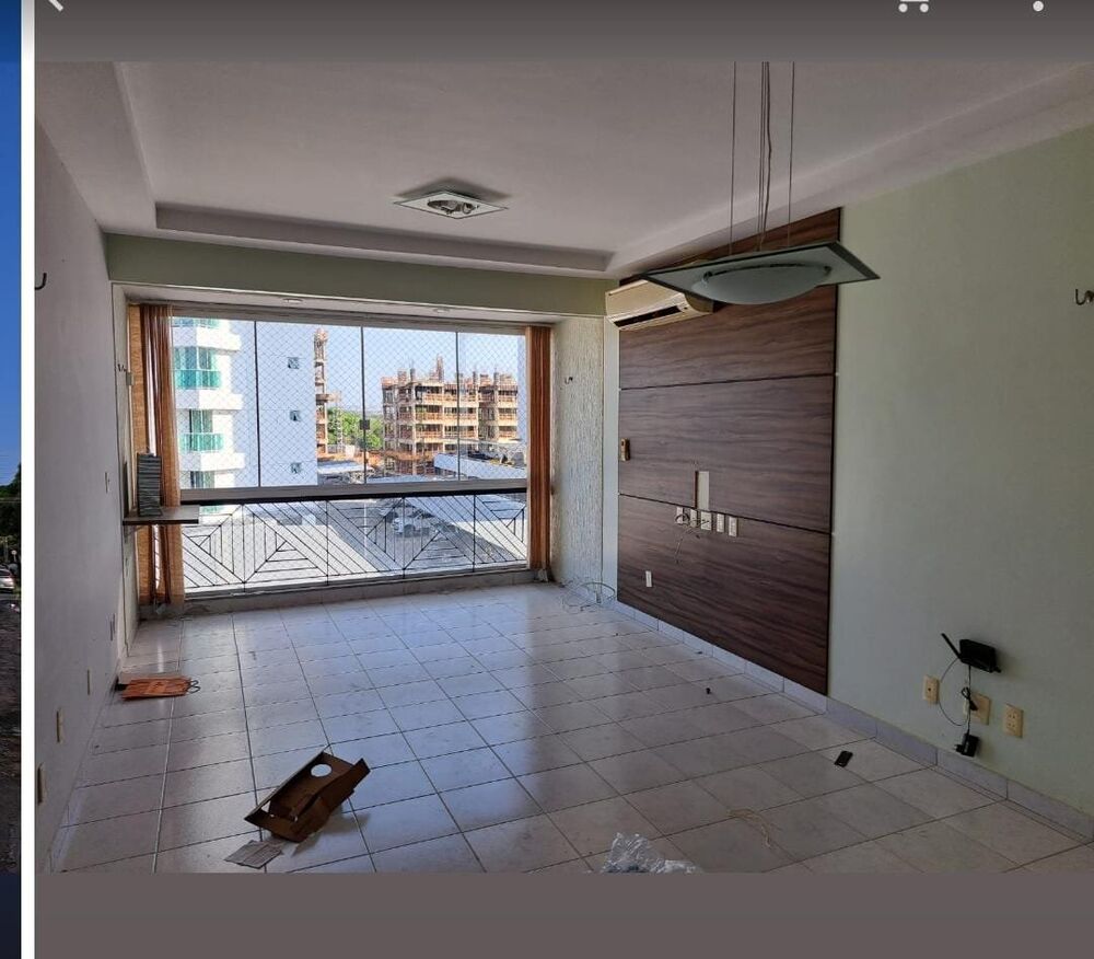 Apartamento à venda com 3 quartos, 108m² - Foto 2