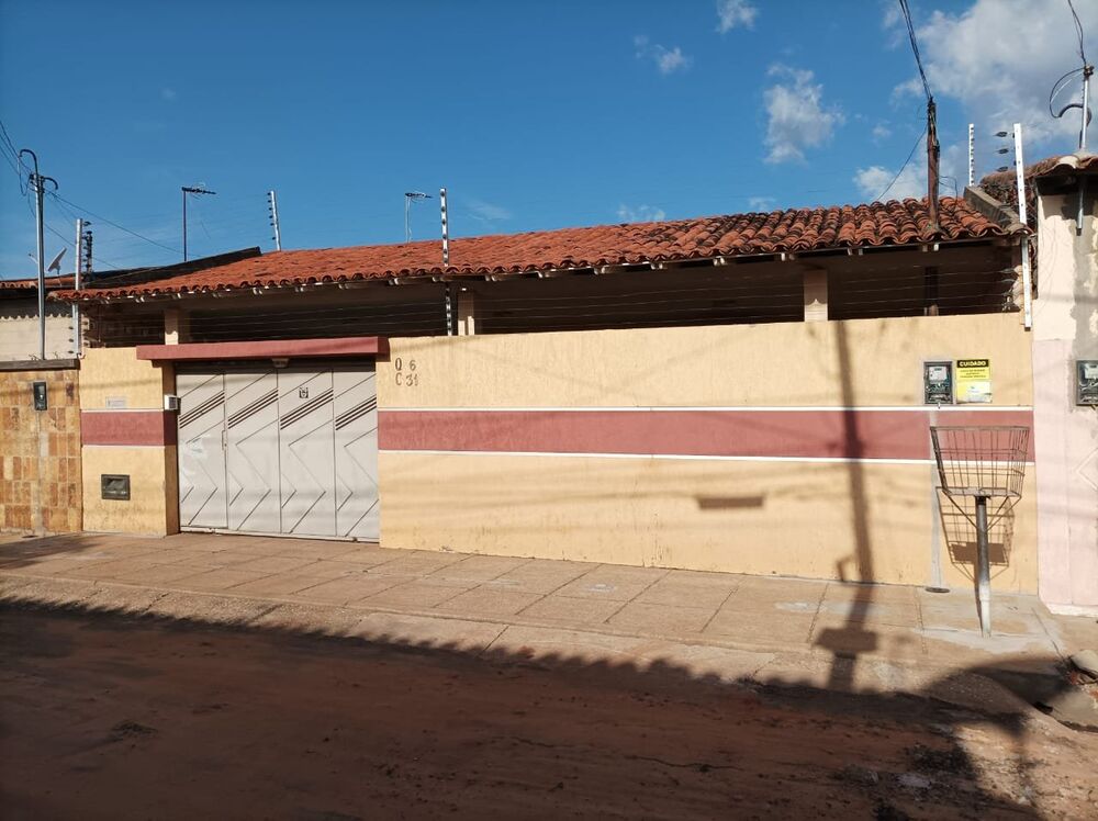 Casa, 3 quartos, 161 m² - Foto 1