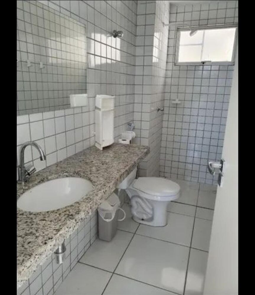Apartamento à venda com 3 quartos, 70m² - Foto 4