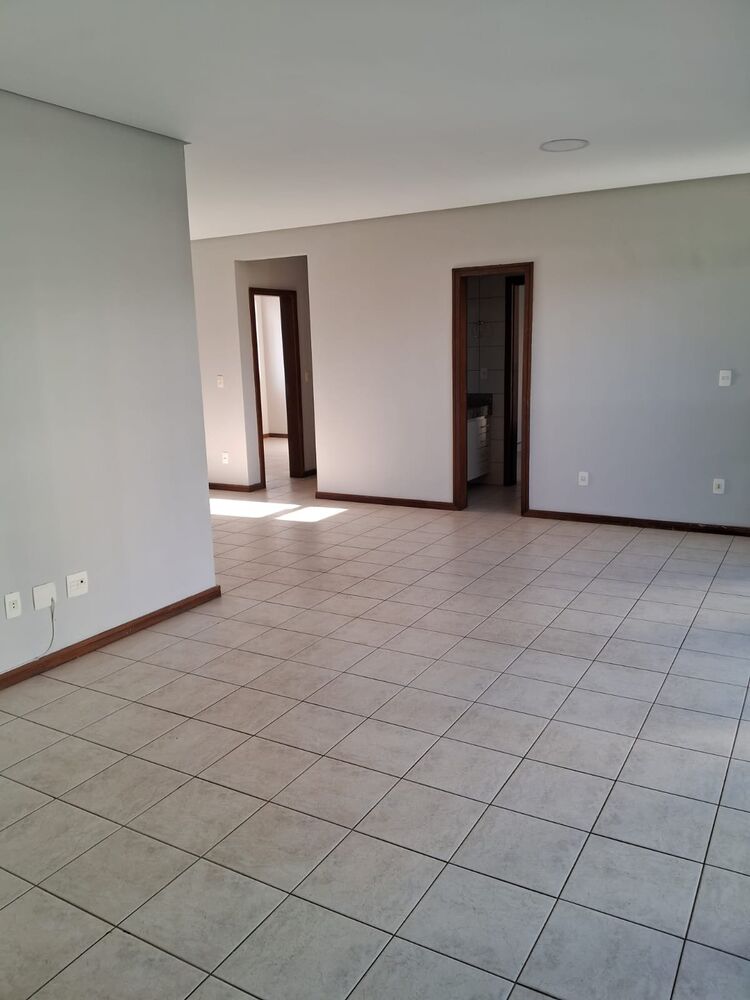 Apartamento à venda com 3 quartos, 169m² - Foto 1
