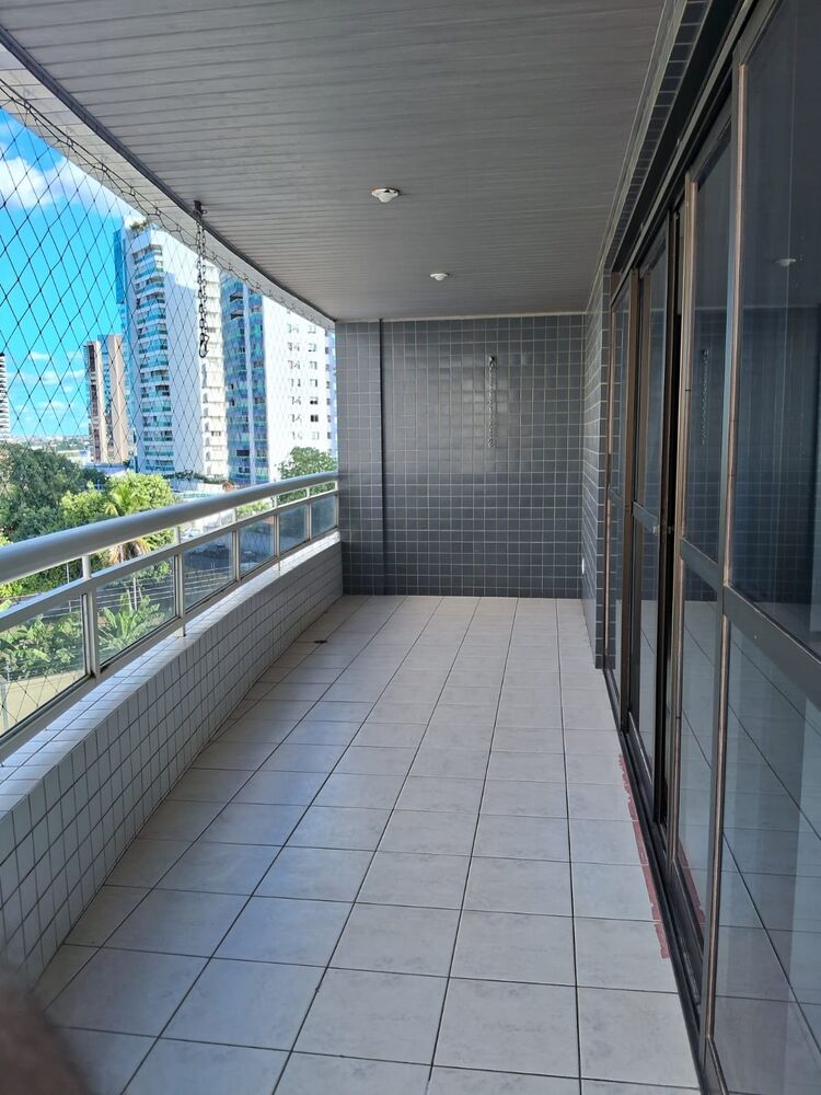 Apartamento à venda com 3 quartos, 169m² - Foto 5