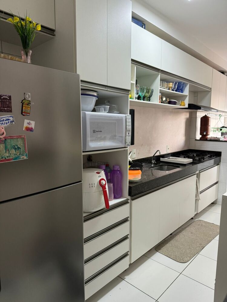Apartamento à venda com 3 quartos, 75m² - Foto 3