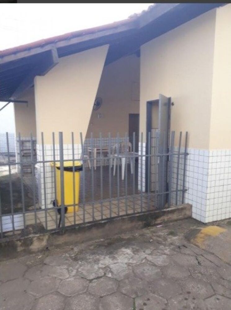 Apartamento à venda com 3 quartos, 115m² - Foto 2