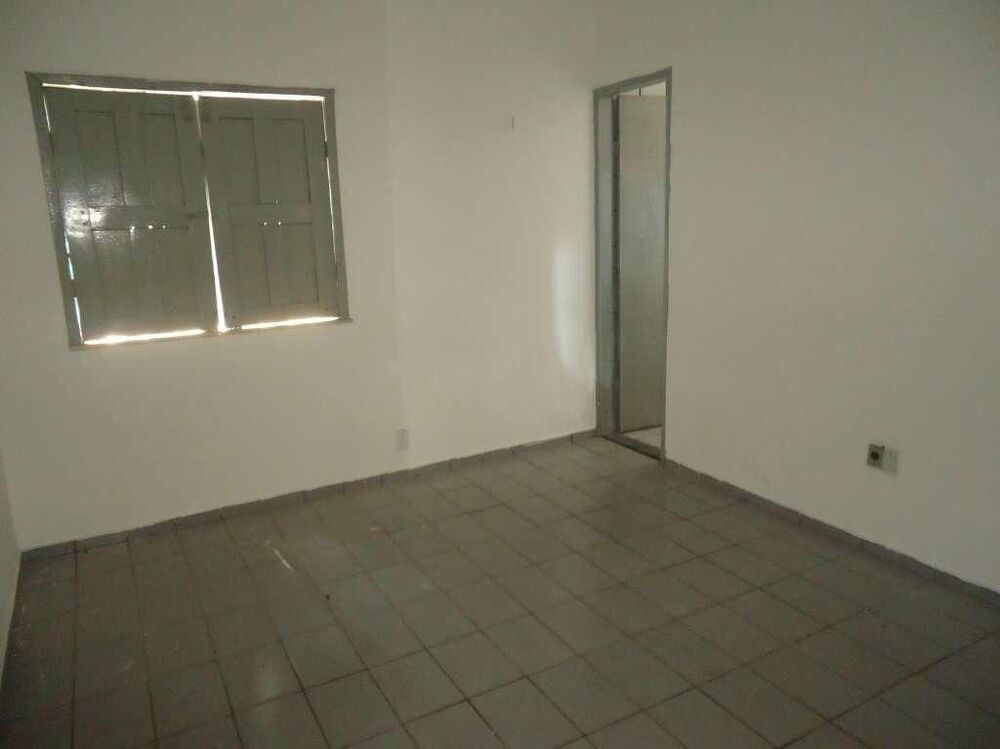 Casa à venda com 3 quartos, 250m² - Foto 7