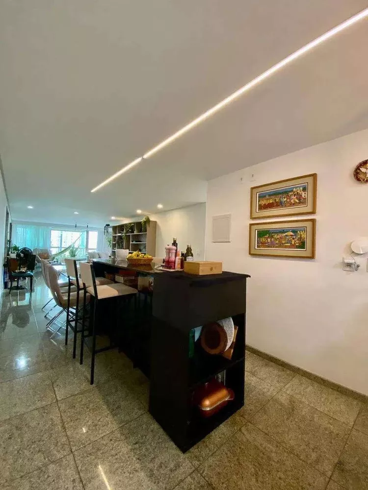 Apartamento, 4 quartos, 189 m² - Foto 2