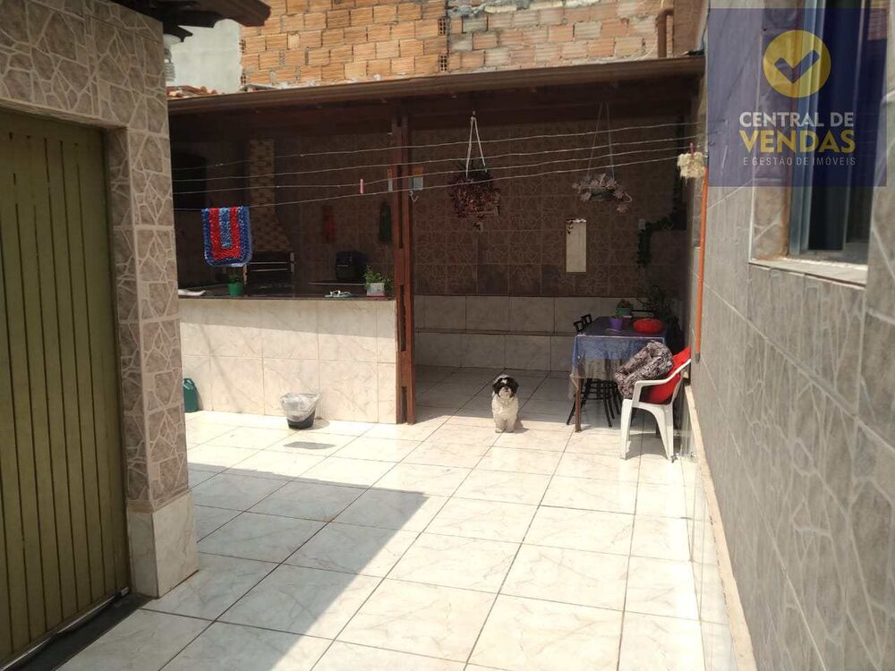 Casa, 3 quartos, 180 m² - Foto 1