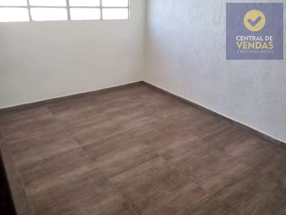 Casa à venda com 4 quartos, 360m² - Foto 3