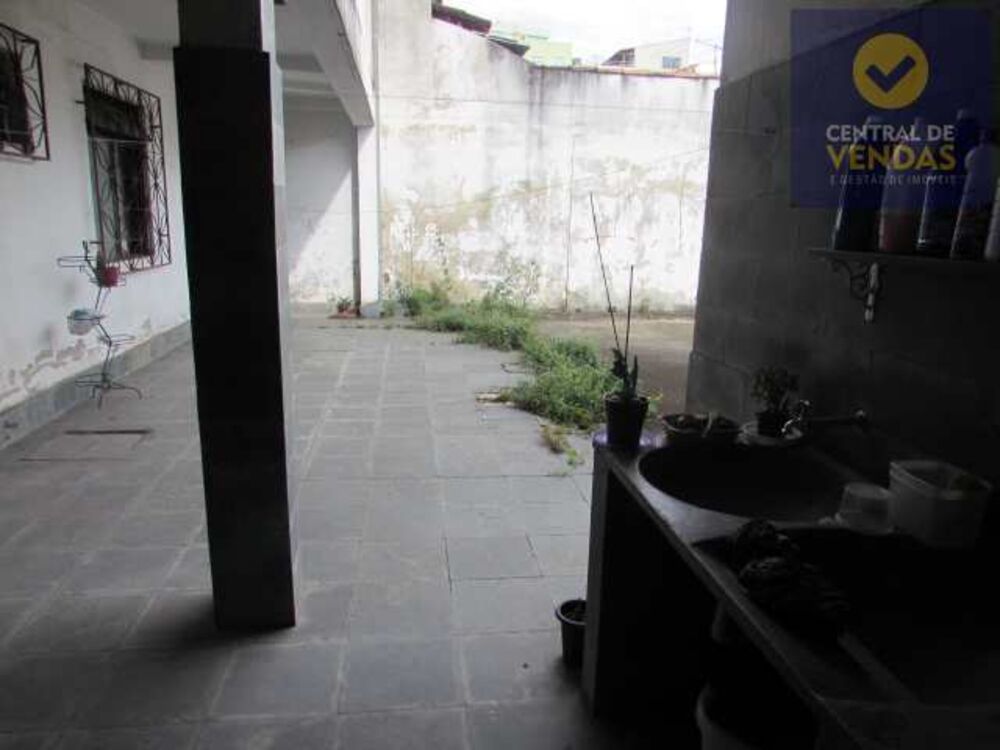 Casa, 6 quartos, 360 m² - Foto 3