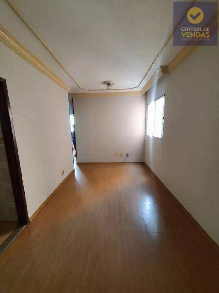 Apartamento à venda com 3 quartos, 65m² - Foto 4