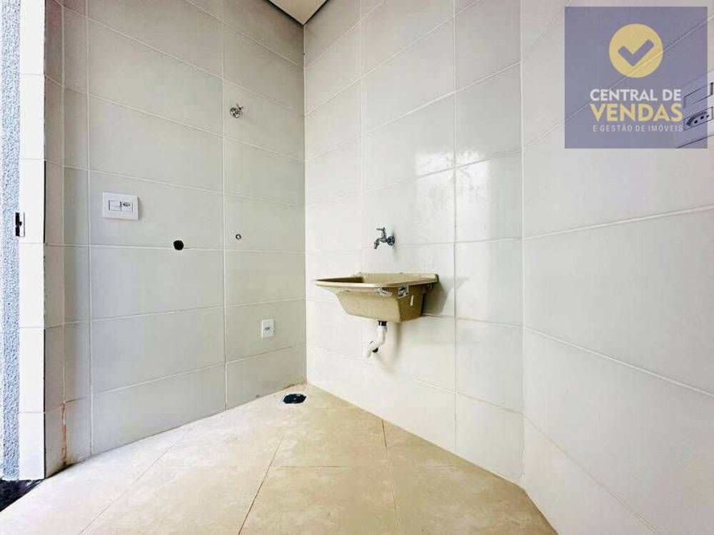 Casa à venda com 3 quartos, 130m² - Foto 3